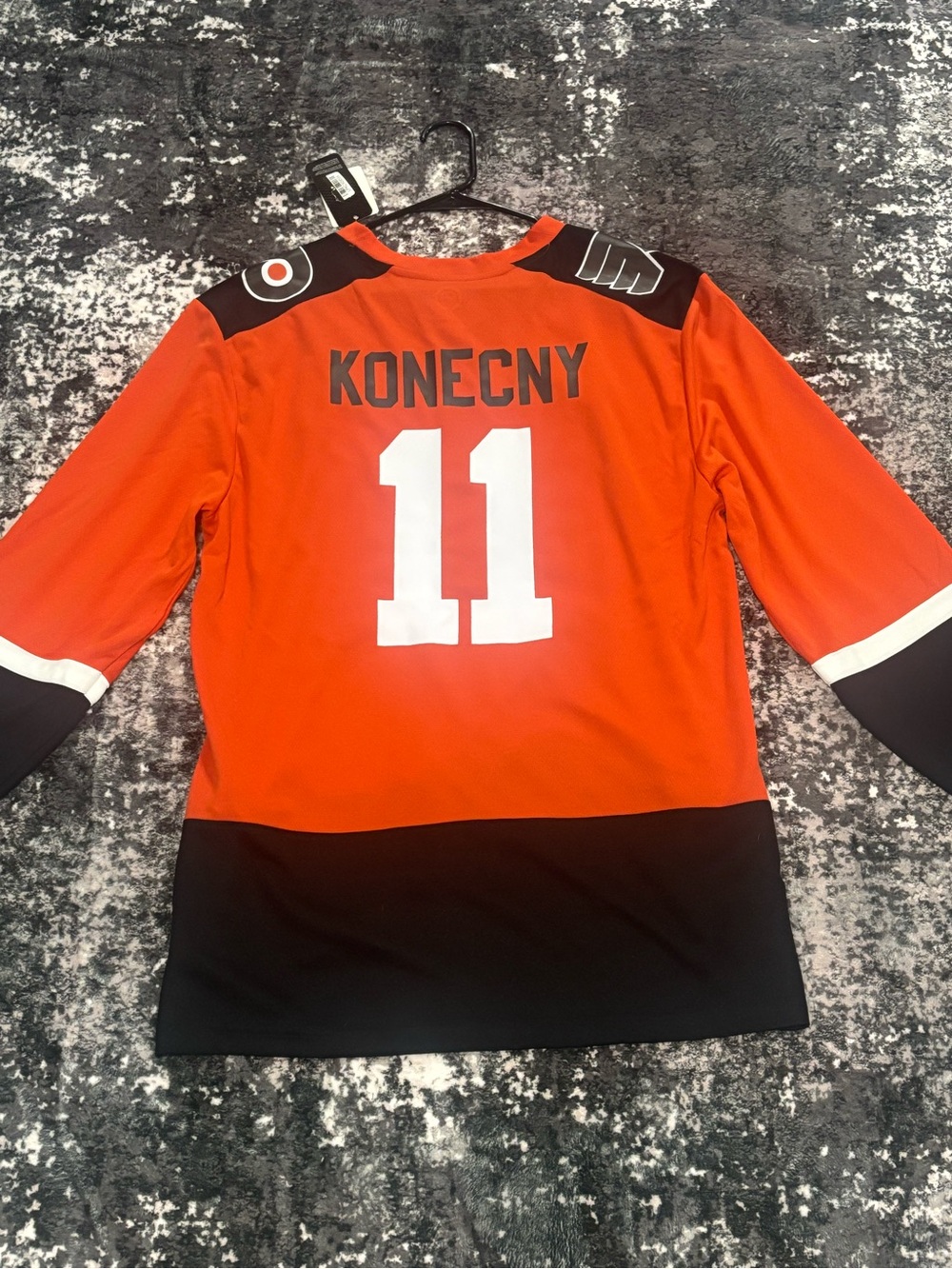 NHL Philadelphia Flyers Travis Konecny Jersey #11 New with Tags Size Medium